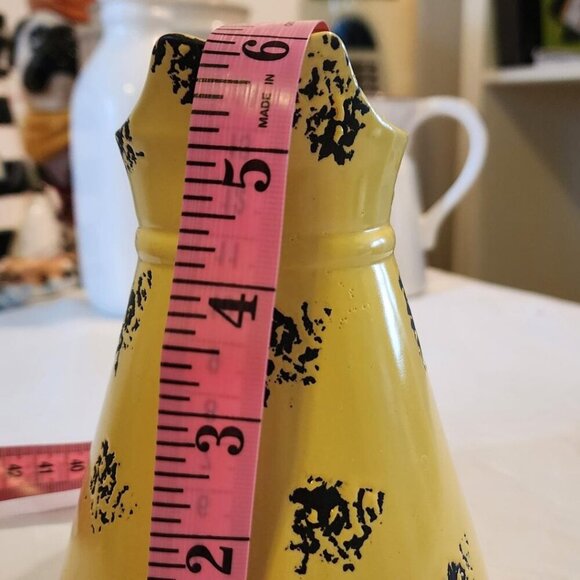 HOME ESSENTIALS PITCHER VASE - Picture 8 of 9